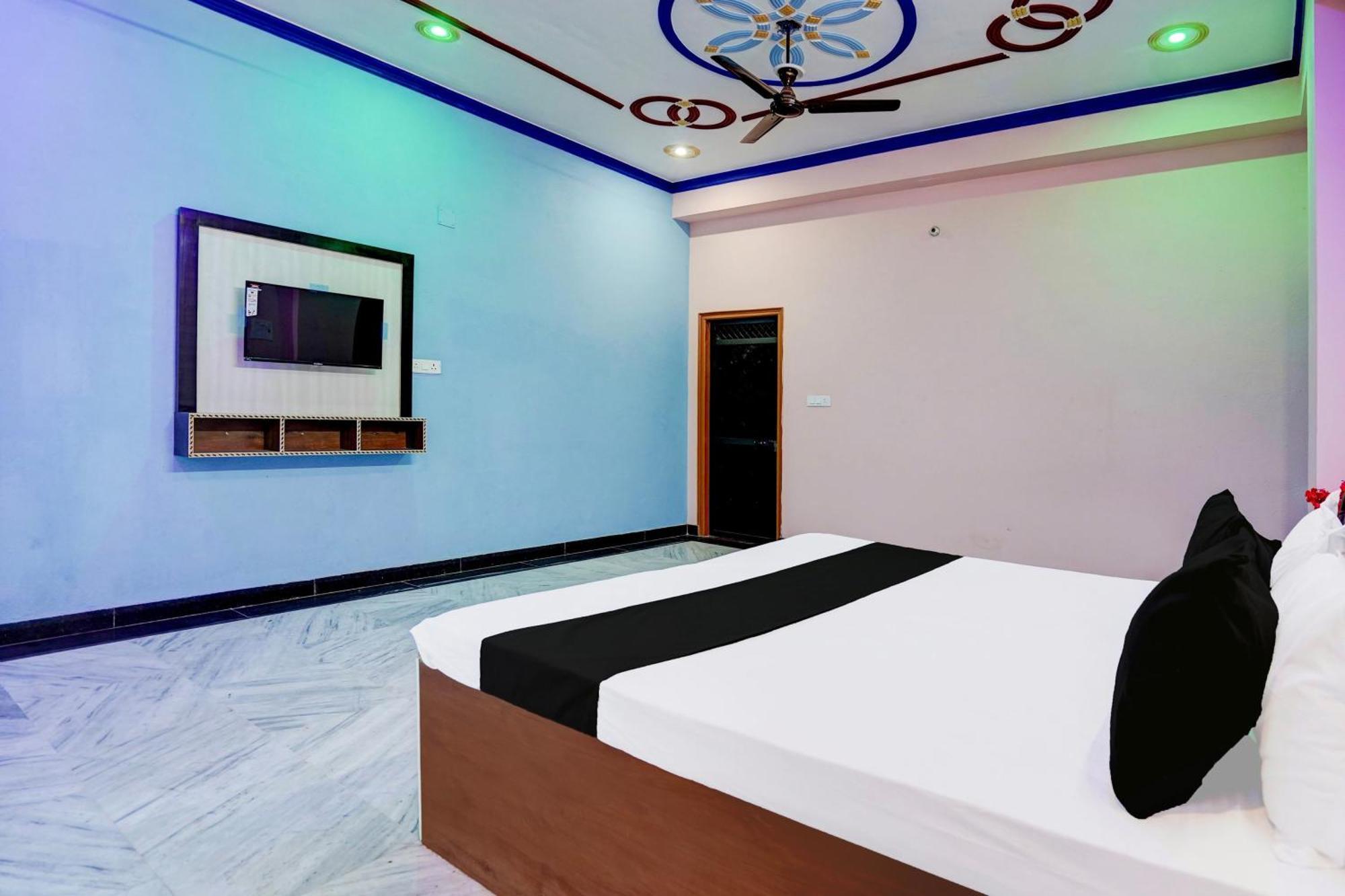 Hotel O J.D. Palace พาราณสี ภายนอก รูปภาพ