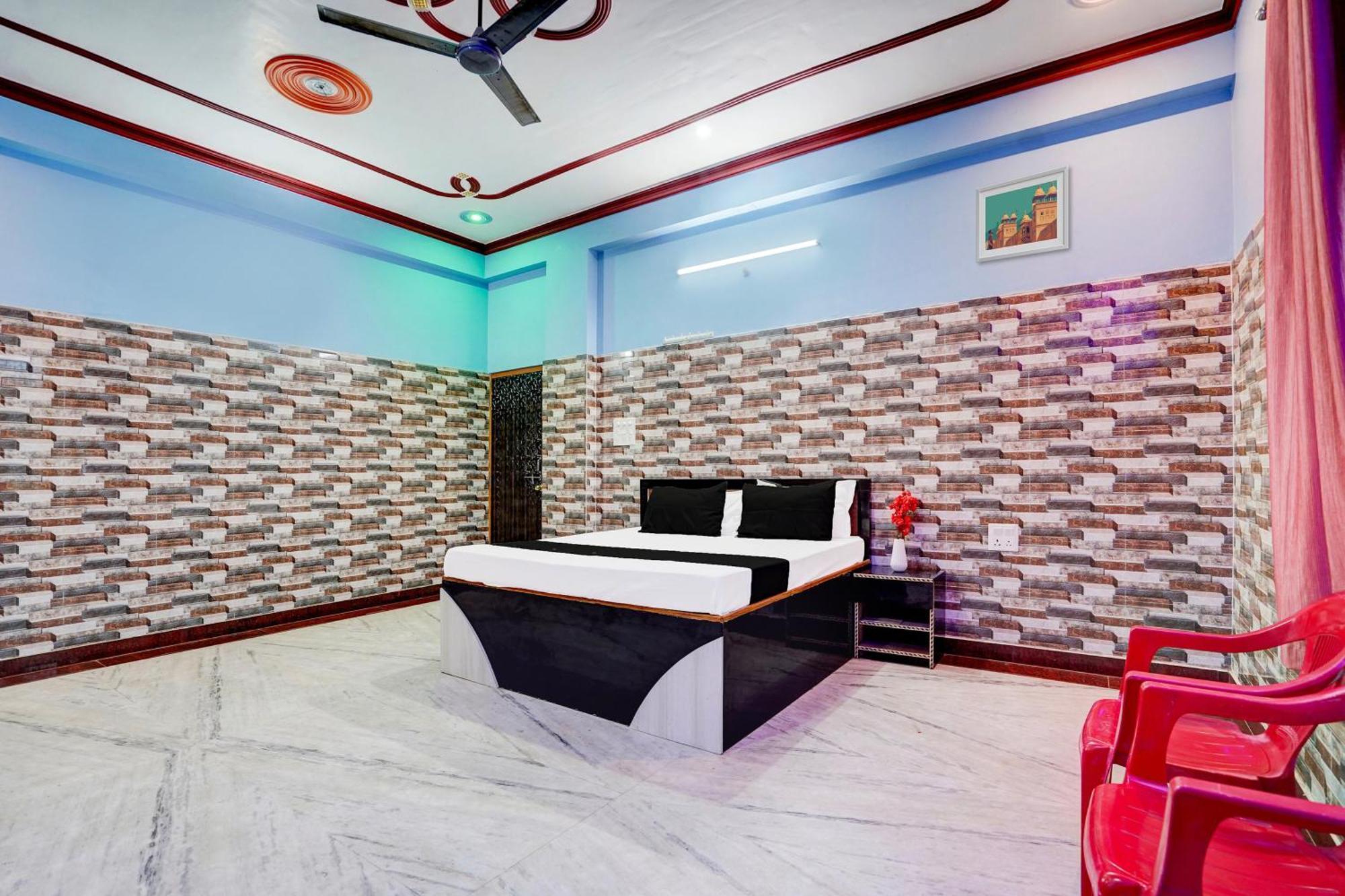 Hotel O J.D. Palace พาราณสี ภายนอก รูปภาพ