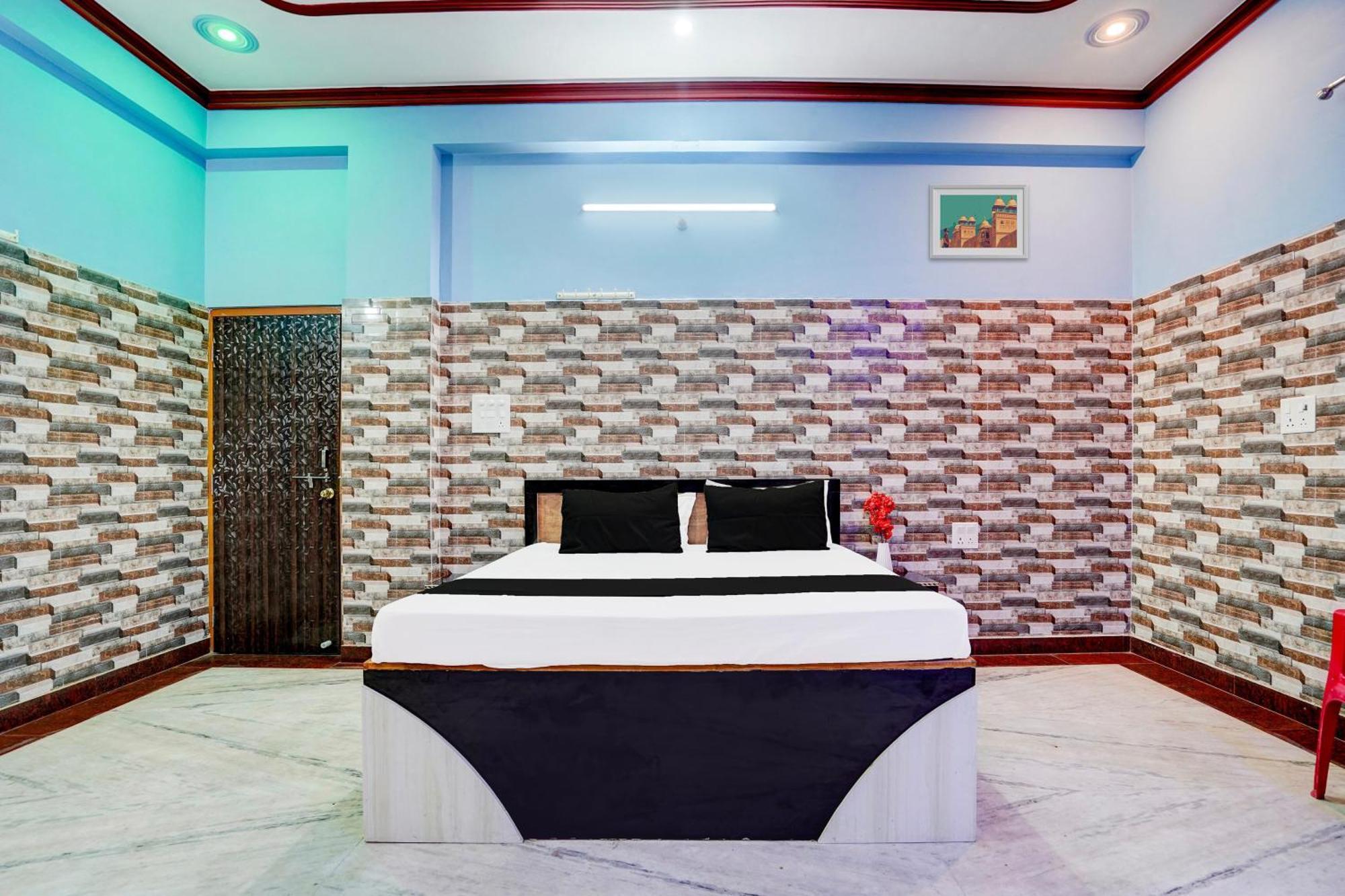 Hotel O J.D. Palace พาราณสี ภายนอก รูปภาพ