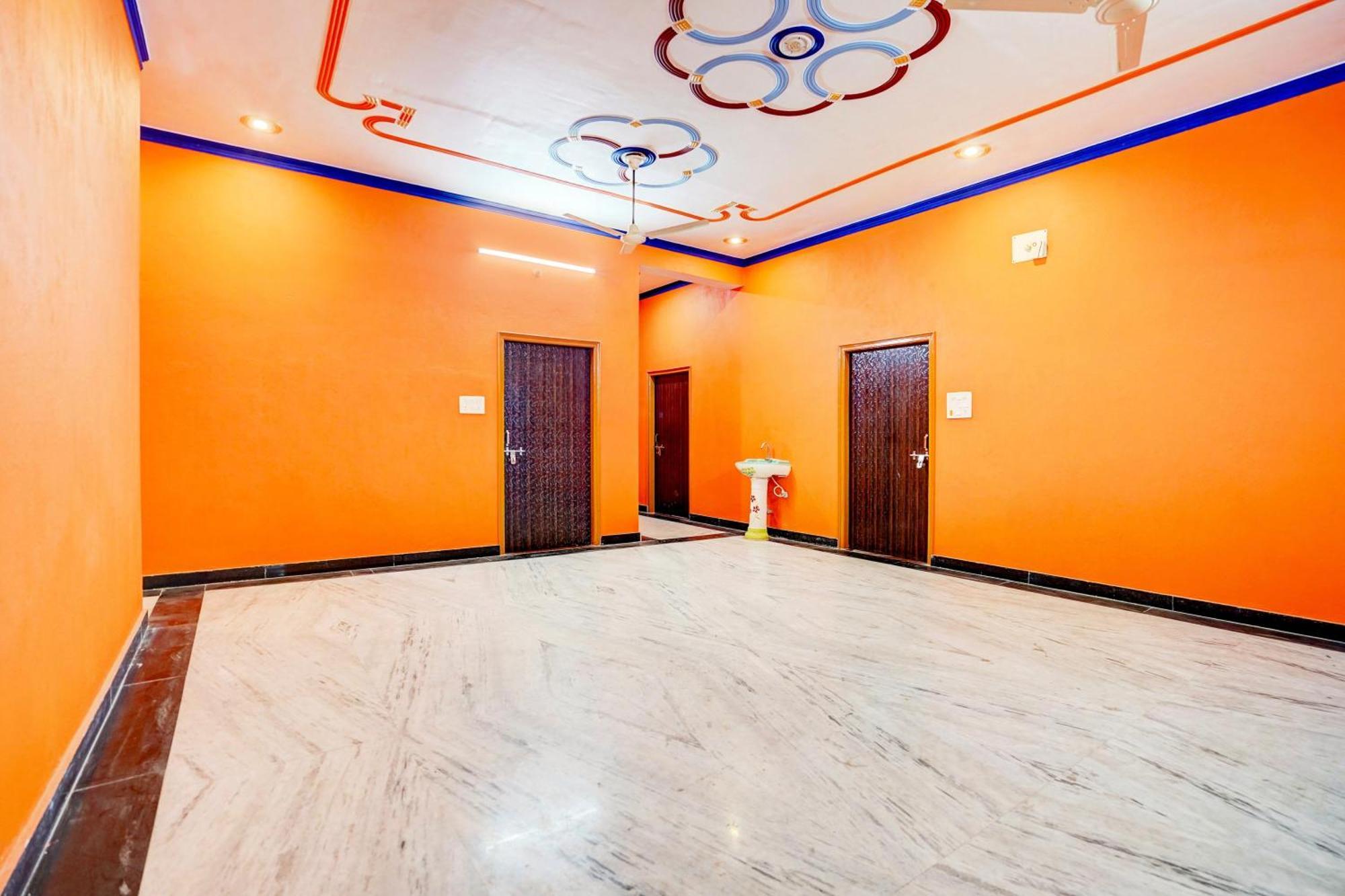 Hotel O J.D. Palace พาราณสี ภายนอก รูปภาพ